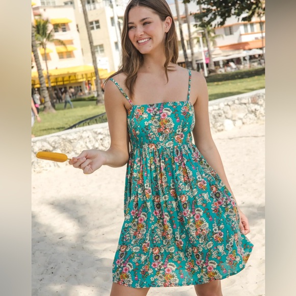 NATURAL LIFE Dresses & Skirts - NATURAL LIFE Teal Floral Bailey Mini Dress Size Small